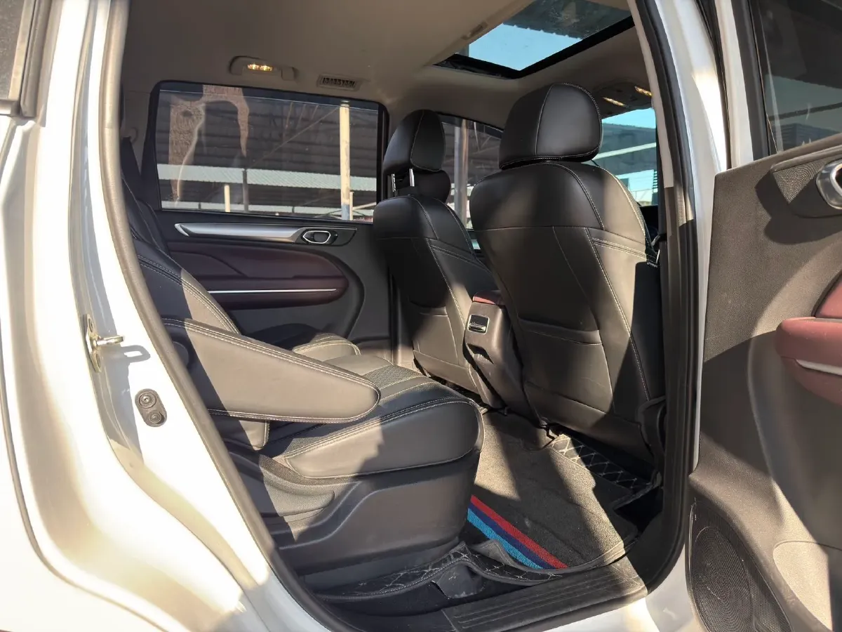 2021 GAC Trumpchi M6 1.5T 169HP L4 7DCT,autocango,china used car exporter,china ev exporter,chinese used car exporter,chinese used ev exporter