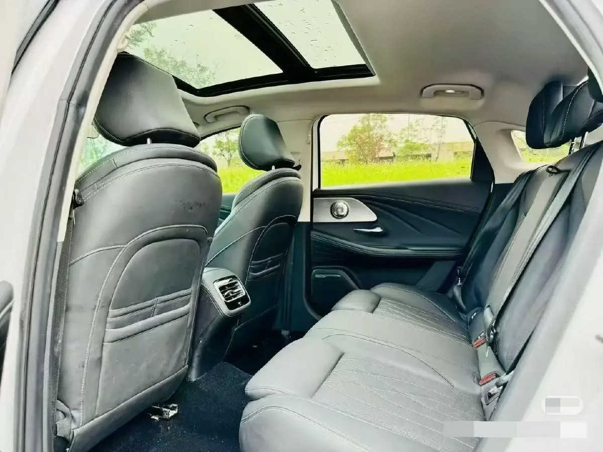 2024 Chery Arrizo 8 1.6T 197HP L4 7DCT,autocango,china used car exporter,china ev exporter,chinese used car exporter,chinese used ev exporter