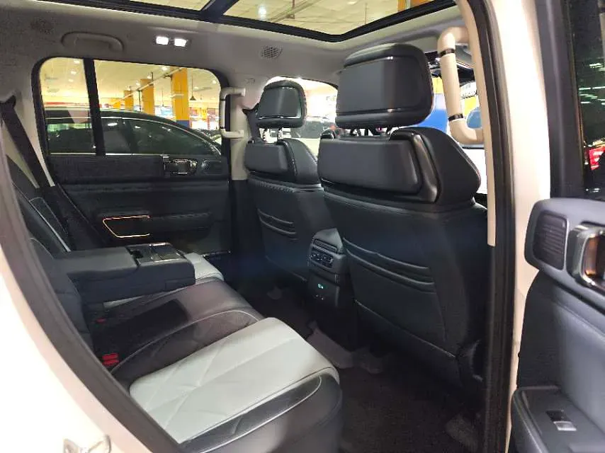 2023 FangChengBao Bao 5 1.5T 194HP L4 E-CVT PHEV 31.8KWH,autocango,china used car exporter,china ev exporter,chinese used car exporter,chinese used ev exporter