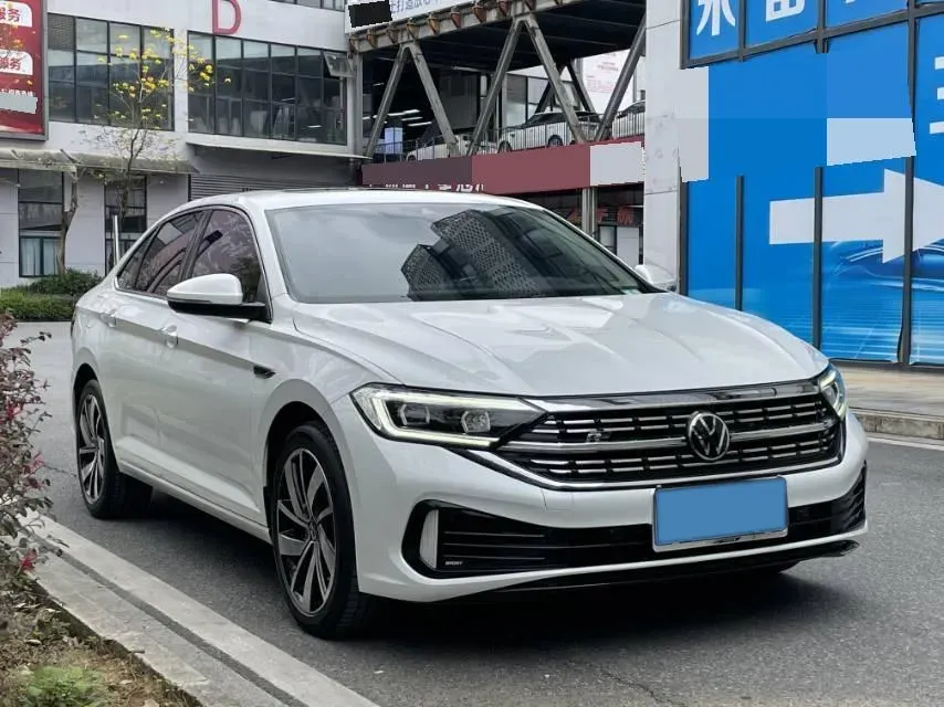 2023 Volkswagen Sagitar 1.5T 160HP L4 7DCT,autocango,china used car exporter,china ev exporter,chinese used car exporter,chinese used ev exporter
