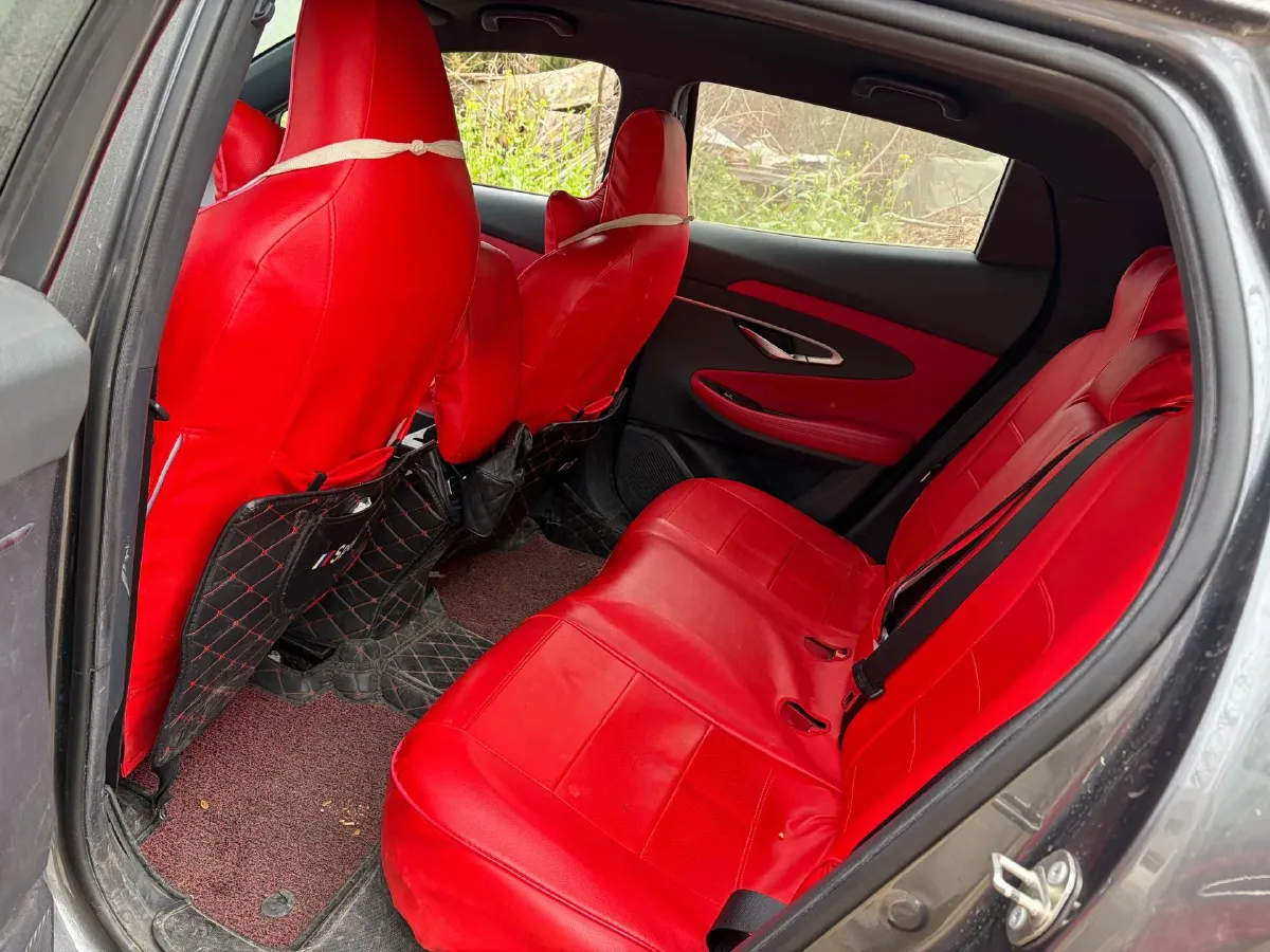 2020 ChangAn UNI-T 1.5T 180HP L4 7DCT,autocango,china used car exporter,china ev exporter,chinese used car exporter,chinese used ev exporter