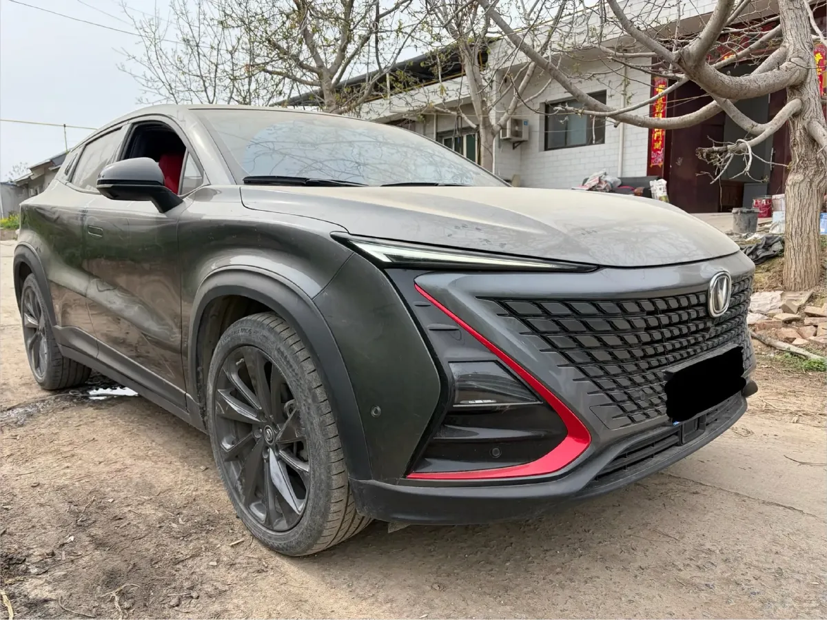 2020 ChangAn UNI-T 1.5T 180HP L4 7DCT,autocango,china used car exporter,china ev exporter,chinese used car exporter,chinese used ev exporter