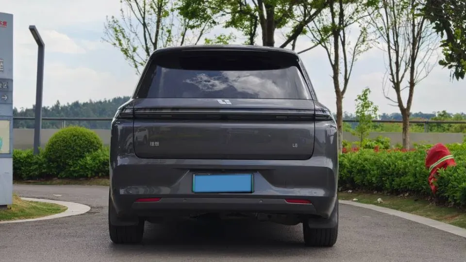 2023 Li L7 Range Extended 154HP REEV 40.9KWH,autocango,china used car exporter,china ev exporter,chinese used car exporter,chinese used ev exporter