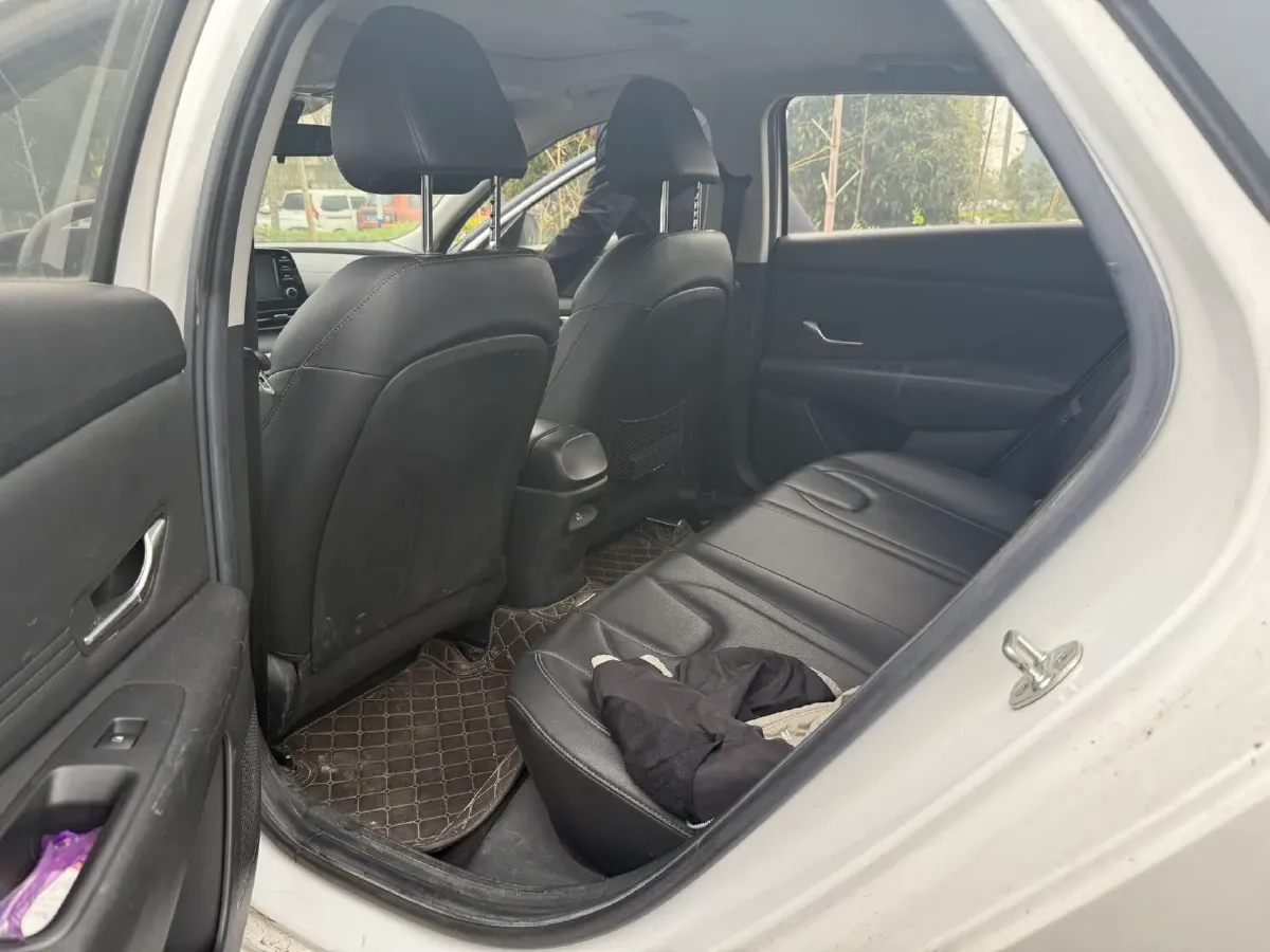 2021 Hyundai Elantra 1.5L 115HP L4 CVT,autocango,china used car exporter,china ev exporter,chinese used car exporter,chinese used ev exporter