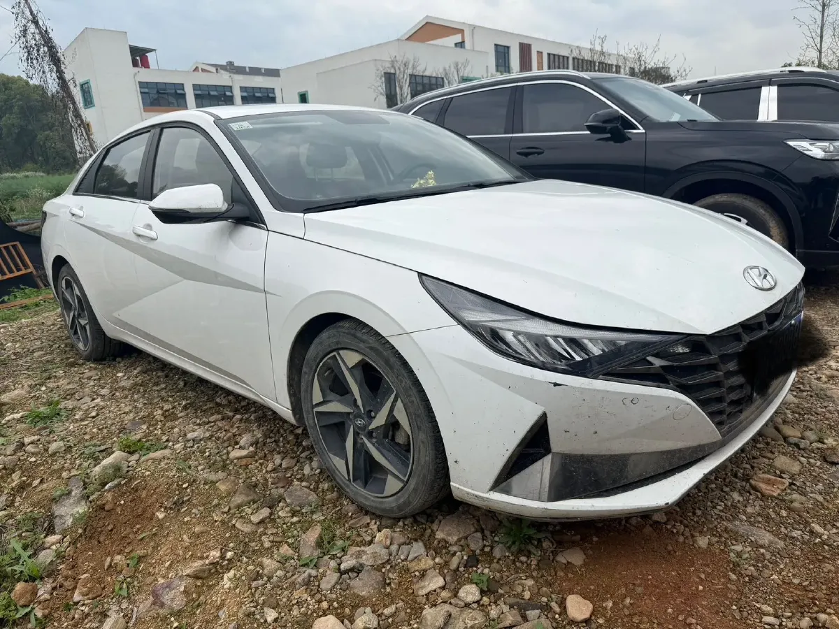 2021 Hyundai Elantra 1.5L 115HP L4 CVT,autocango,china used car exporter,china ev exporter,chinese used car exporter,chinese used ev exporter