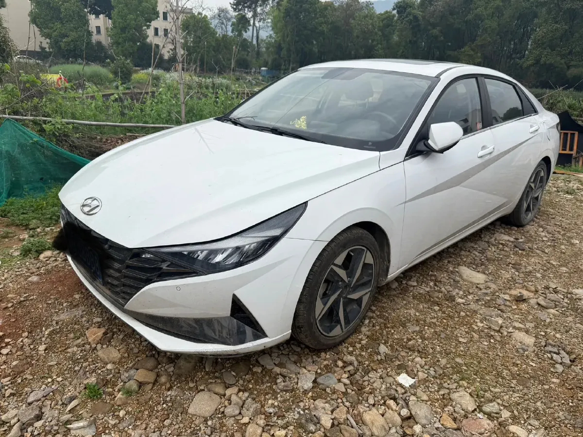 2021 Hyundai Elantra 1.5L 115HP L4 CVT,autocango,china used car exporter,china ev exporter,chinese used car exporter,chinese used ev exporter
