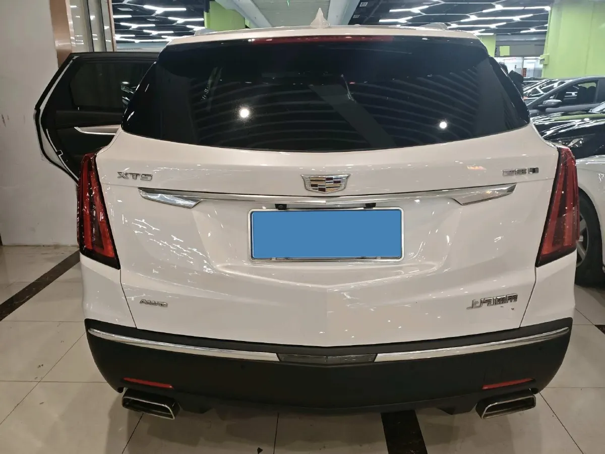 2020 Cadillac XT5 2.0T 241HP L4 9AT,autocango,china used car exporter,china ev exporter,chinese used car exporter,chinese used ev exporter
