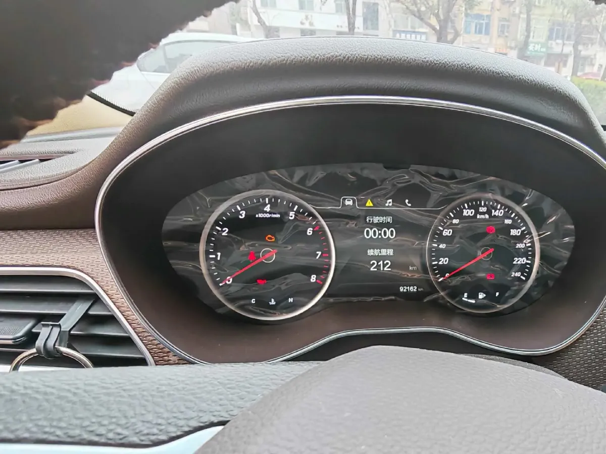 2017 HaiMa Family 1.6L 125HP L4 6AT,autocango,china used car exporter,china ev exporter,chinese used car exporter,chinese used ev exporter