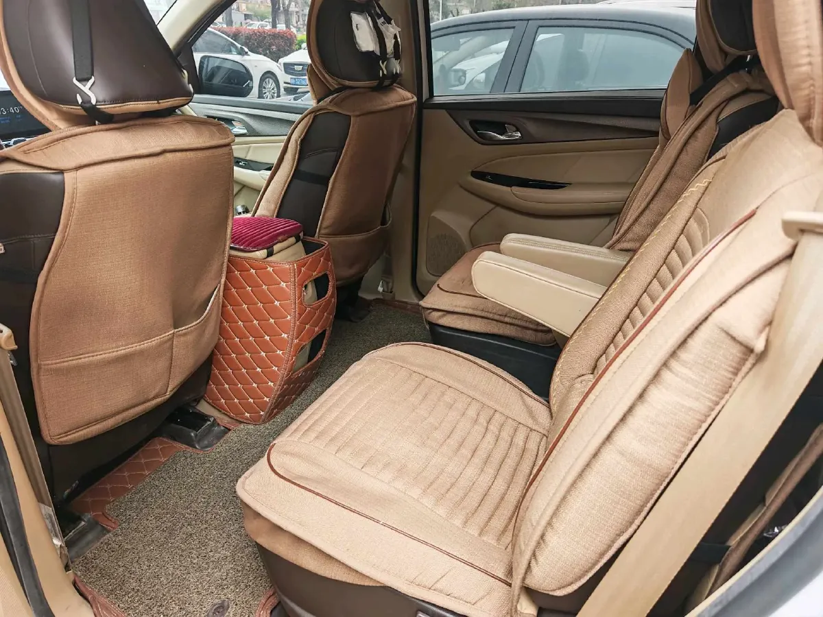 2017 HaiMa Family 1.6L 125HP L4 6AT,autocango,china used car exporter,china ev exporter,chinese used car exporter,chinese used ev exporter