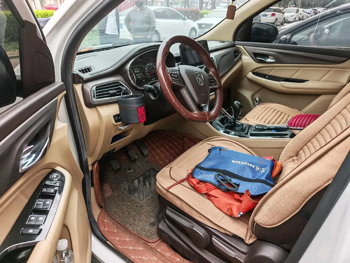 2017 HaiMa Family 1.6L 125HP L4 6AT,autocango,china used car exporter,china ev exporter,chinese used car exporter,chinese used ev exporter