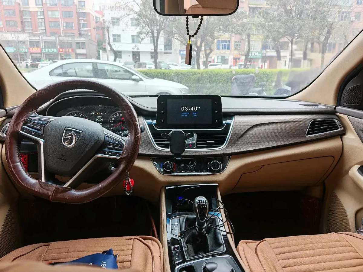 2017 HaiMa Family 1.6L 125HP L4 6AT,autocango,china used car exporter,china ev exporter,chinese used car exporter,chinese used ev exporter