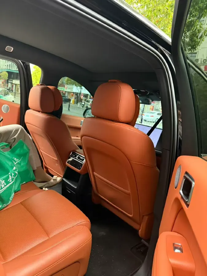 2024 Li L6 Range Extended 154HP L4 REEV 36.8KWH,autocango,china used car exporter,china ev exporter,chinese used car exporter,chinese used ev exporter