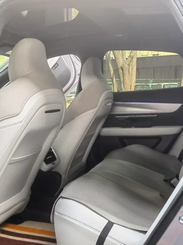 2024 Xpeng P7 BEV 86.2KWH,autocango,china used car exporter,china ev exporter,chinese used car exporter,chinese used ev exporter