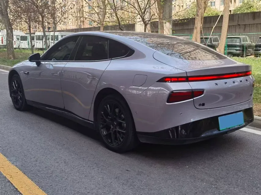 2024 Xpeng P7 BEV 86.2KWH,autocango,china used car exporter,china ev exporter,chinese used car exporter,chinese used ev exporter