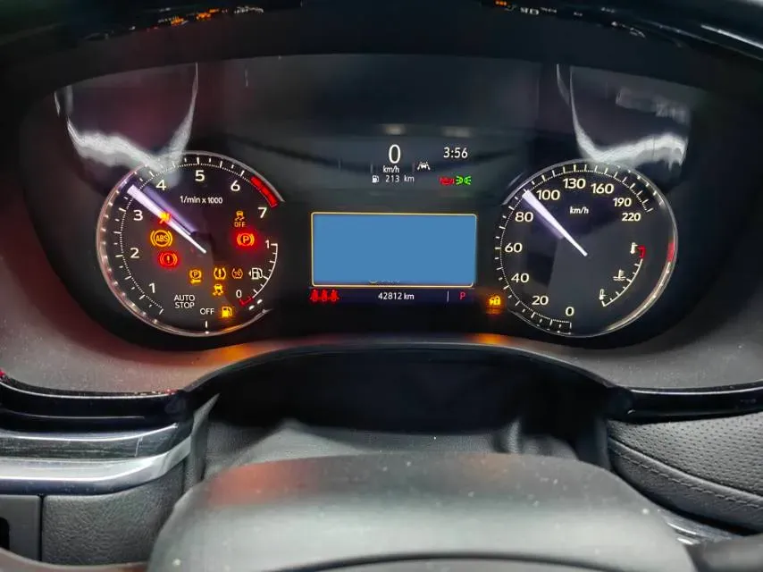 2022 Cadillac XT5 2.0T 237HP L4 9AT,autocango,china used car exporter,china ev exporter,chinese used car exporter,chinese used ev exporter