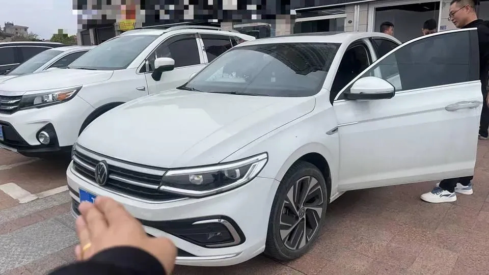 2023 Volkswagen Bora 1.5T 160HP L4 7DCT,autocango,china used car exporter,china ev exporter,chinese used car exporter,chinese used ev exporter
