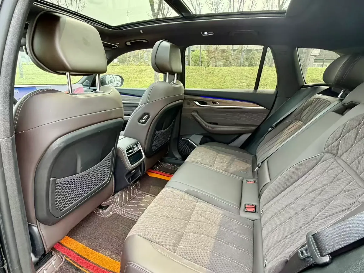 2025 Geely Monjaro 2.0T 238HP L4 8AT,autocango,china used car exporter,china ev exporter,chinese used car exporter,chinese used ev exporter