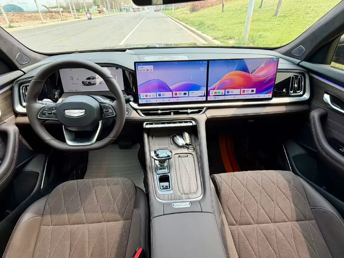 2025 Geely Monjaro 2.0T 238HP L4 8AT,autocango,china used car exporter,china ev exporter,chinese used car exporter,chinese used ev exporter