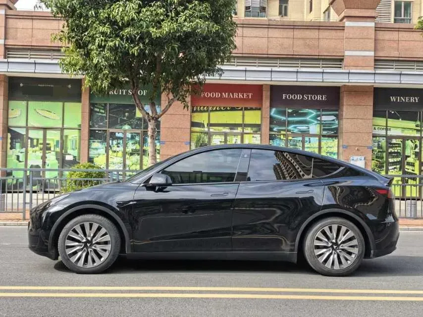 2022 Tesla Model Y BEV 60KWH,autocango,china used car exporter,china ev exporter,chinese used car exporter,chinese used ev exporter