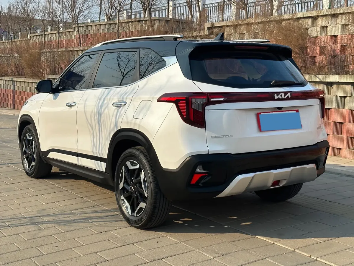 2023 Kia Seltos 1.5L 115HP L4 CVT,autocango,china used car exporter,china ev exporter,chinese used car exporter,chinese used ev exporter
