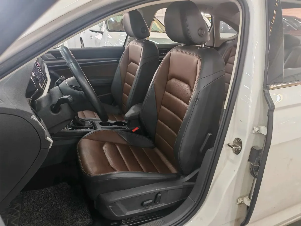 2019 Buick Verano 1.5T 169HP L4 7DCT,autocango,china used car exporter,china ev exporter,chinese used car exporter,chinese used ev exporter