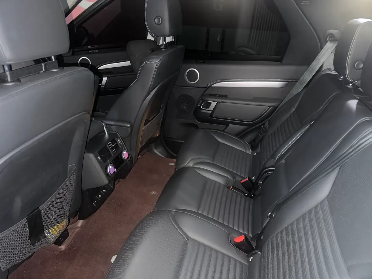 2021 Land Rover Discovery 3.0T 360HP L6 8AT,autocango,china used car exporter,china ev exporter,chinese used car exporter,chinese used ev exporter