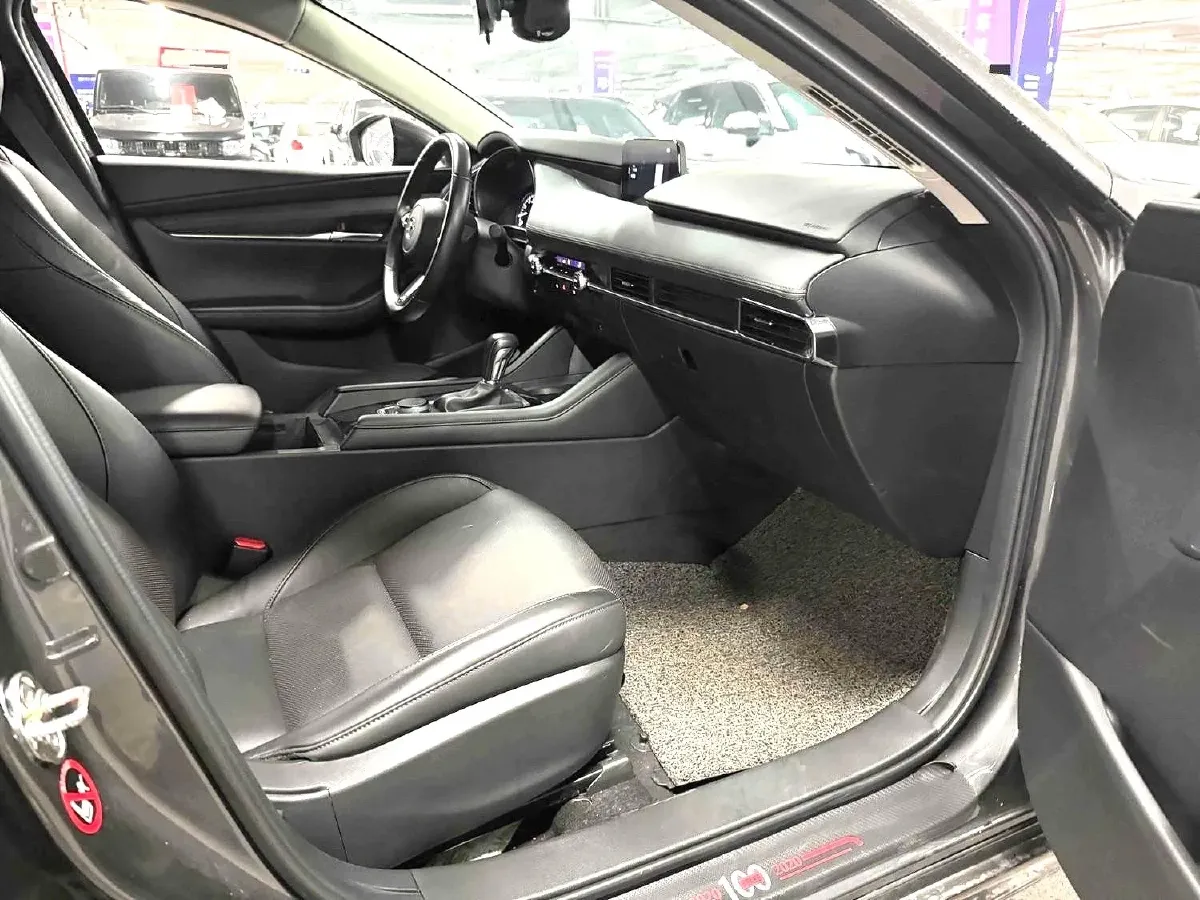2020 Mazda 3 Axela 2.0L 158HP L4 6AT,autocango,china used car exporter,china ev exporter,chinese used car exporter,chinese used ev exporter