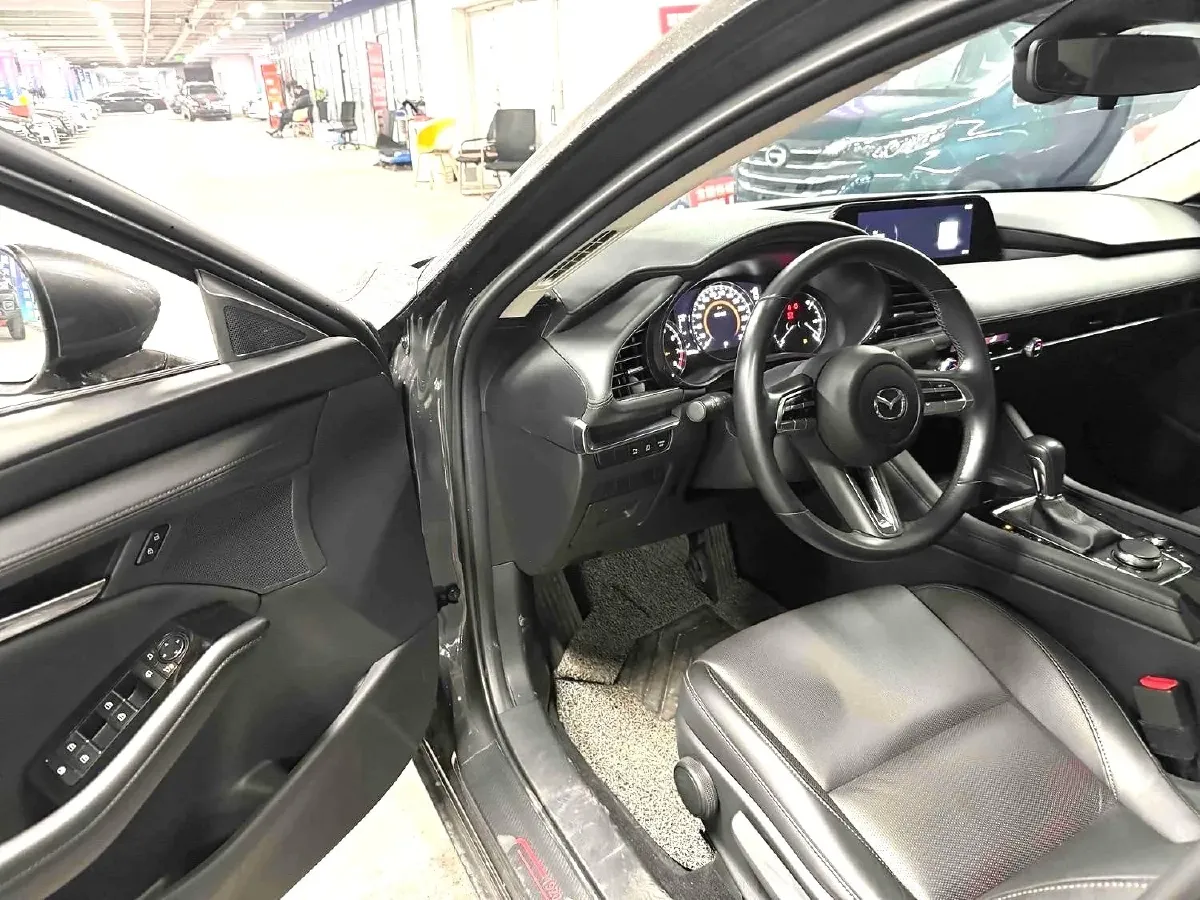 2020 Mazda 3 Axela 2.0L 158HP L4 6AT,autocango,china used car exporter,china ev exporter,chinese used car exporter,chinese used ev exporter