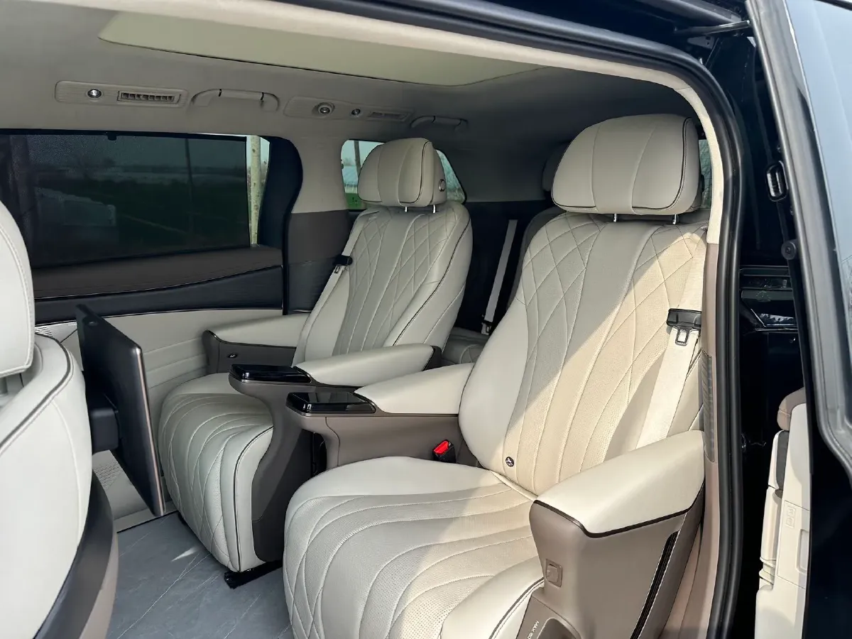 2022 Honda Odyssey 2.0L 146HP L4 E-CVT Hybrid,autocango,china used car exporter,china ev exporter,chinese used car exporter,chinese used ev exporter