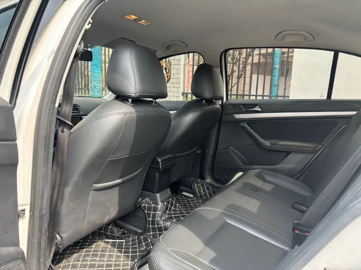 2019 ChangAn Eado XT 1.6L 128HP L4 6AT,autocango,china used car exporter,china ev exporter,chinese used car exporter,chinese used ev exporter