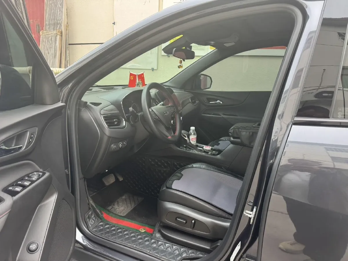 2021 Chevrolet Equinox 2.0T 237HP L4 9AT,autocango,china used car exporter,china ev exporter,chinese used car exporter,chinese used ev exporter