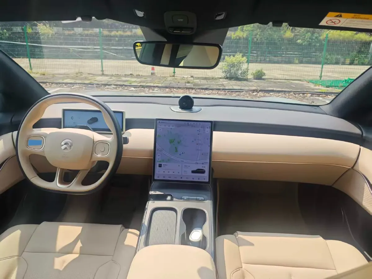 2024 NIO ET5T BEV 75KWH,autocango,china used car exporter,china ev exporter,chinese used car exporter,chinese used ev exporter