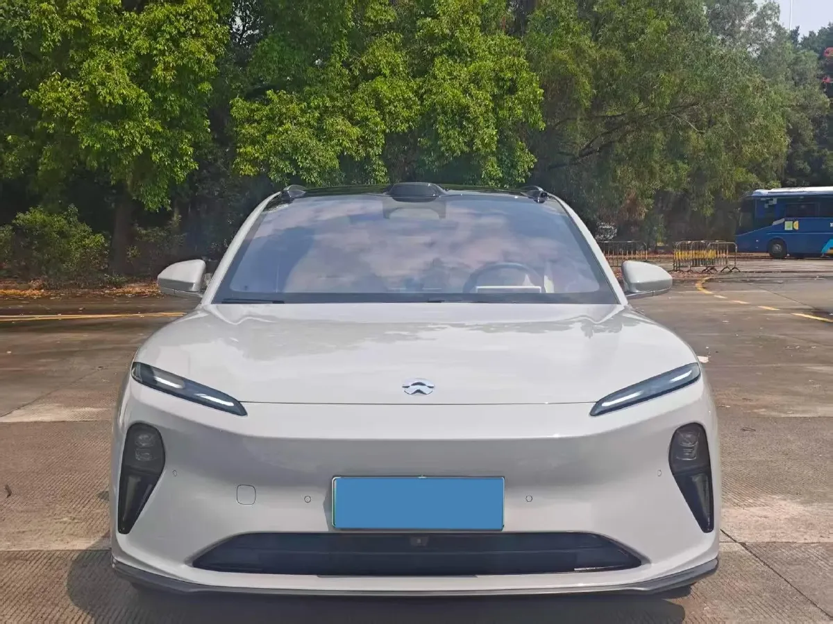 2024 NIO ET5T BEV 75KWH,autocango,china used car exporter,china ev exporter,chinese used car exporter,chinese used ev exporter