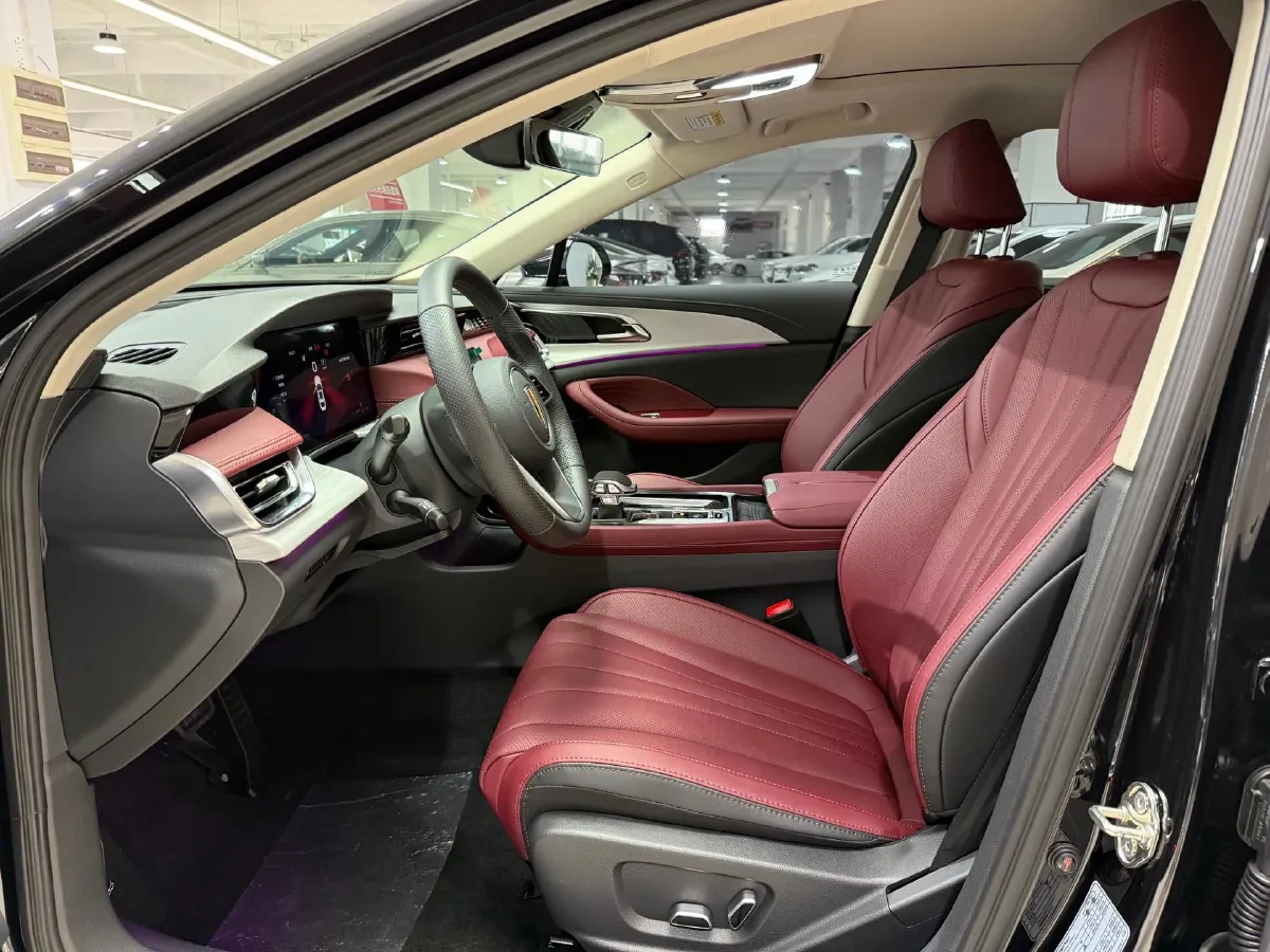 2025 HongQi H5 1.5T 169HP L4 1DHT Hybrid,autocango,china used car exporter,china ev exporter,chinese used car exporter,chinese used ev exporter