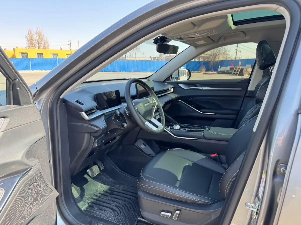 2022 Haval H6 1.5T 184HP L4 7DCT,autocango,china used car exporter,china ev exporter,chinese used car exporter,chinese used ev exporter