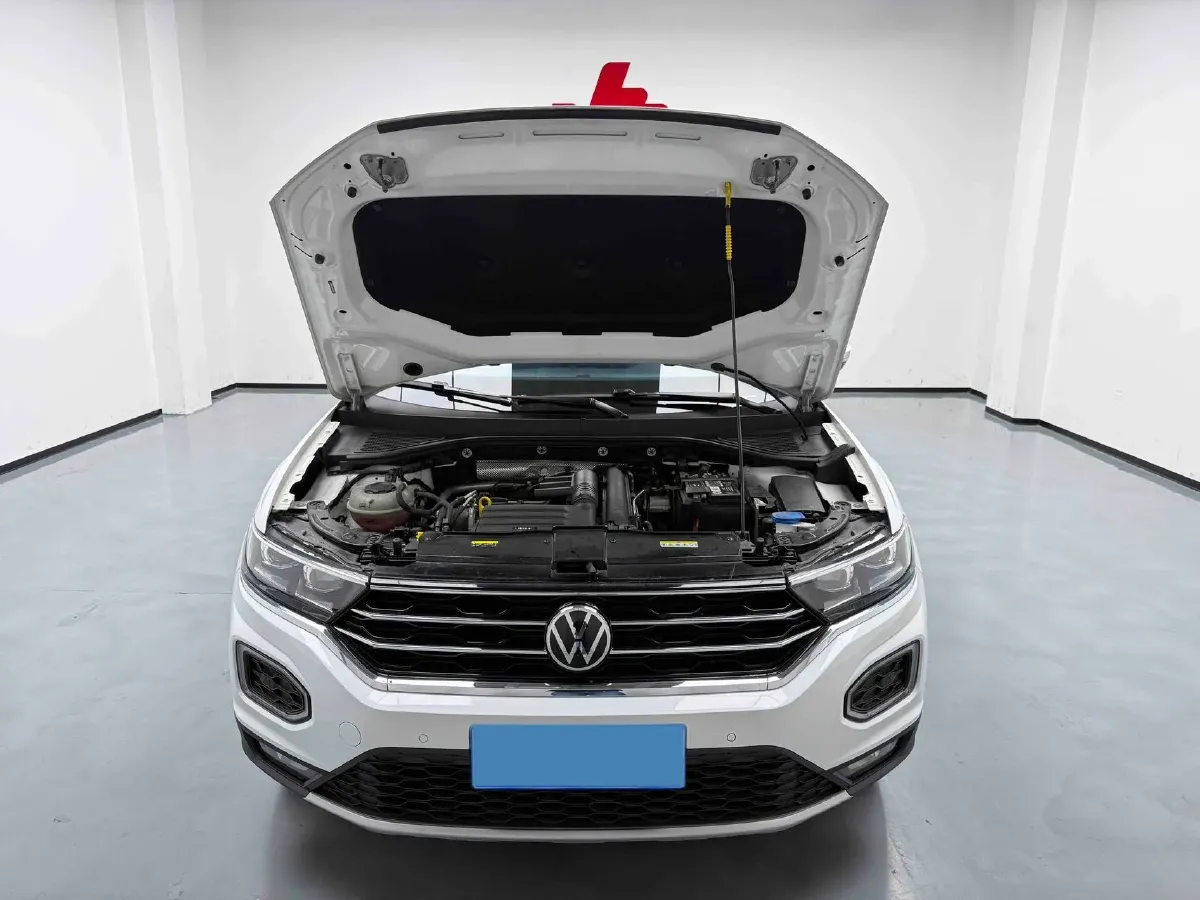 2022 Volkswagen T-Roc 1.4T 150HP L4 7DCT,autocango,china used car exporter,china ev exporter,chinese used car exporter,chinese used ev exporter
