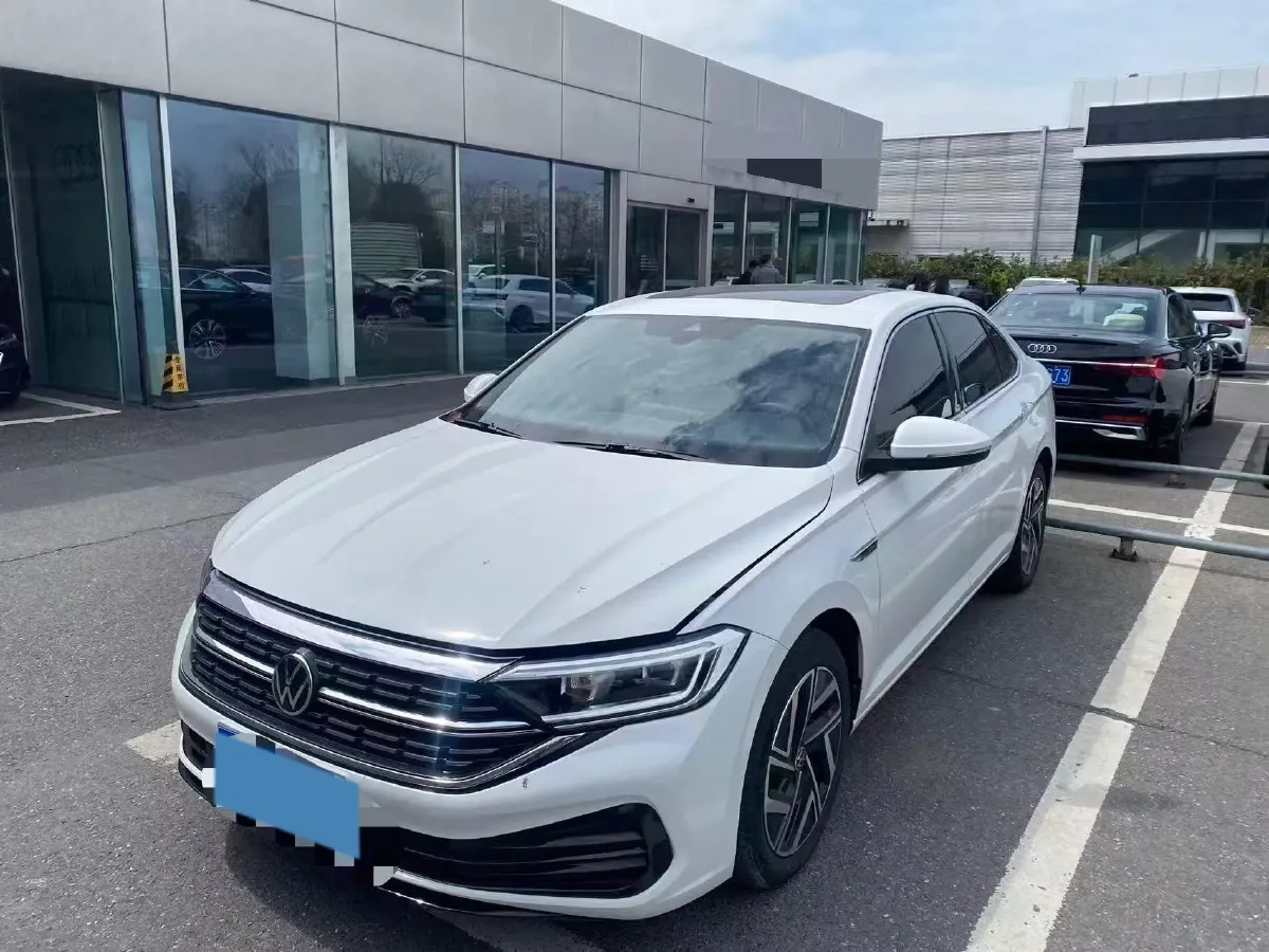 2023 Volkswagen Sagitar 1.5T 160HP L4 7DCT,autocango,china used car exporter,china ev exporter,chinese used car exporter,chinese used ev exporter