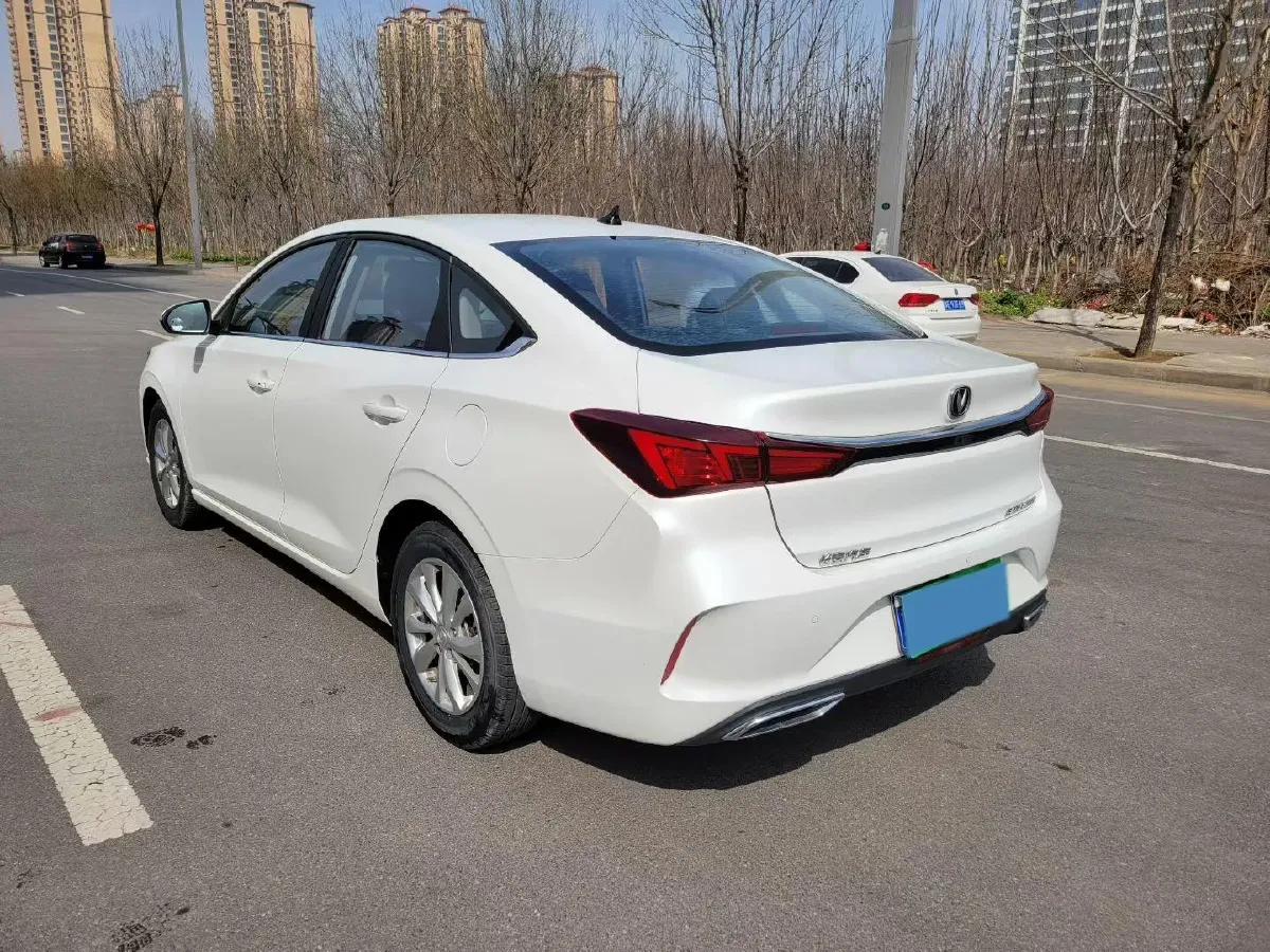 2020 ChangAn Eado 1.6L 128HP L4 5MT,autocango,china used car exporter,china ev exporter,chinese used car exporter,chinese used ev exporter