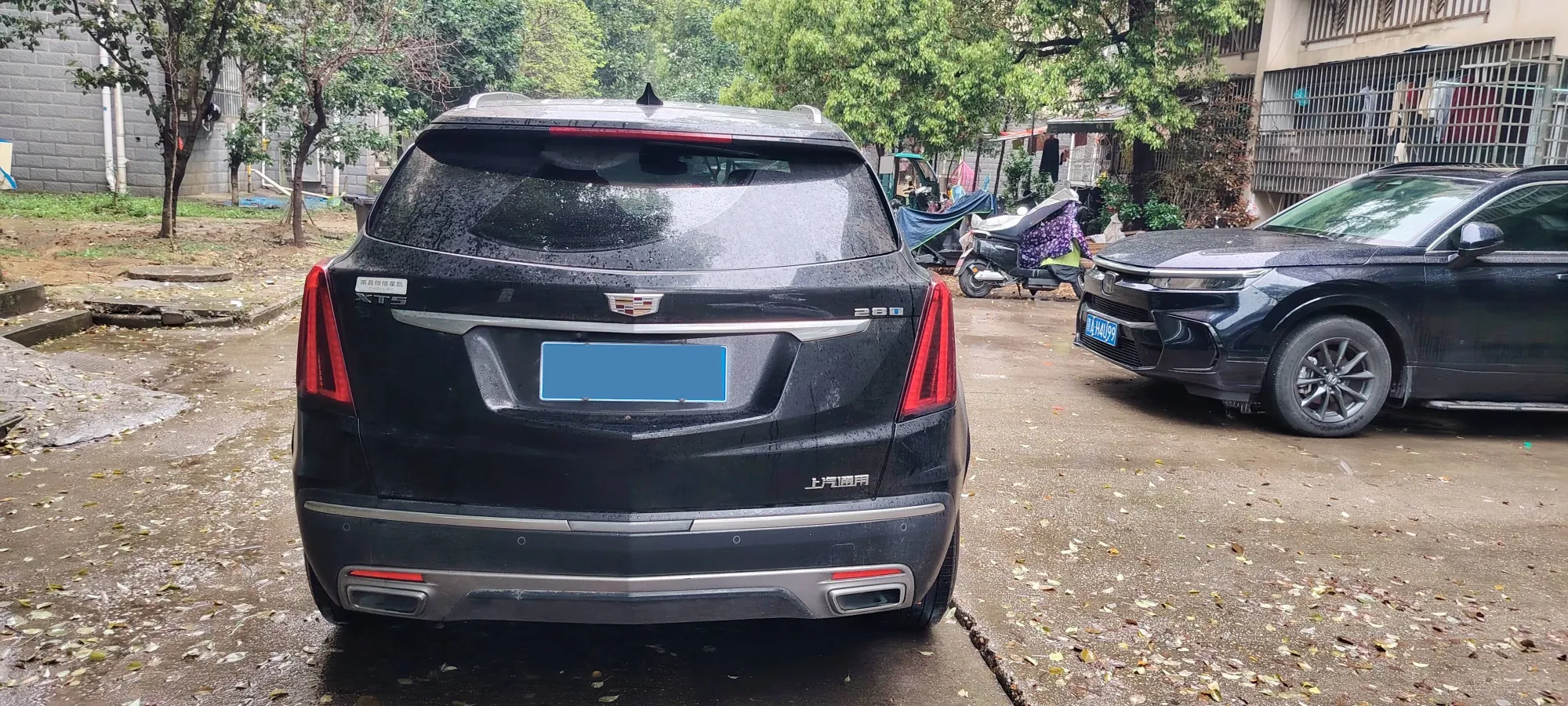 2022 Cadillac XT5 2.0T 237HP L4 9AT,autocango,china used car exporter,china ev exporter,chinese used car exporter,chinese used ev exporter