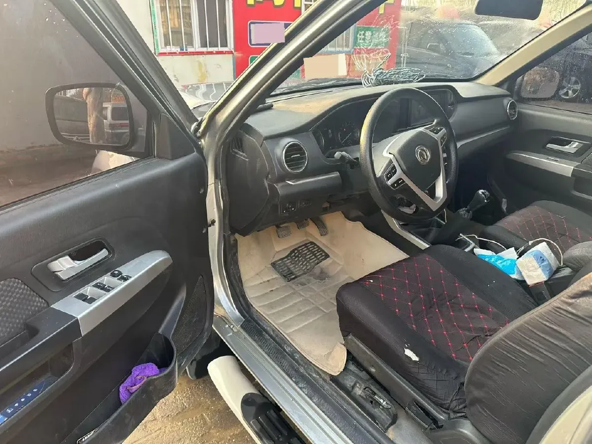 2020 Dongfeng RuiQi 6 2.4L 158HP L4 5MT,autocango,china used car exporter,china ev exporter,chinese used car exporter,chinese used ev exporter