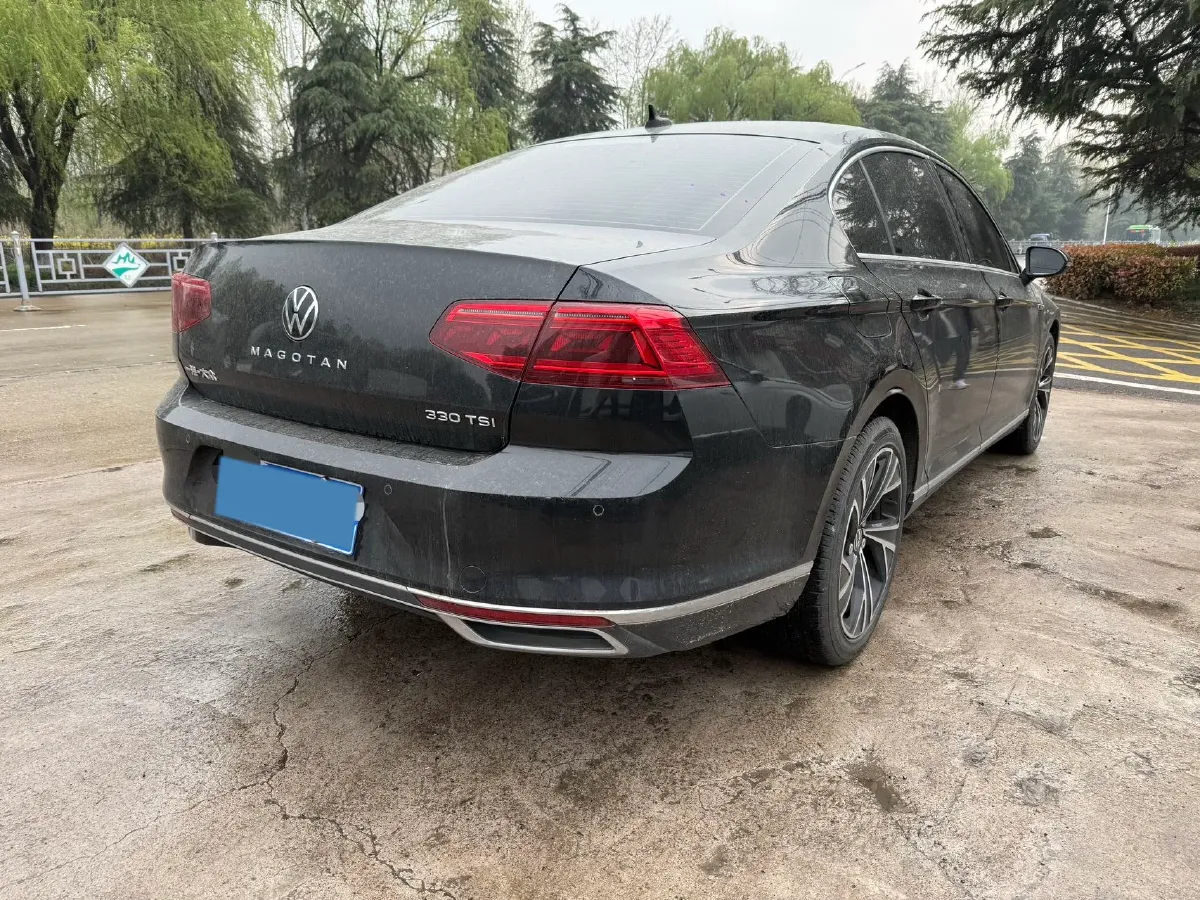 2020 Volkswagen Magotan 2.0T 186HP L4 7DCT,autocango,china used car exporter,china ev exporter,chinese used car exporter,chinese used ev exporter
