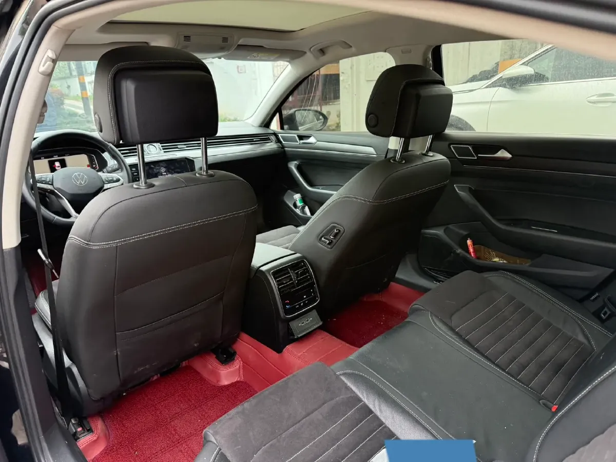 2020 Volkswagen Magotan 2.0T 186HP L4 7DCT,autocango,china used car exporter,china ev exporter,chinese used car exporter,chinese used ev exporter