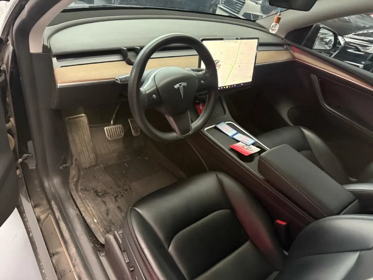 2022 Tesla Model Y BEV 60KWH,autocango,china used car exporter,china ev exporter,chinese used car exporter,chinese used ev exporter