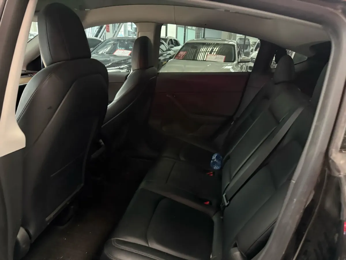 2022 Tesla Model Y BEV 60KWH,autocango,china used car exporter,china ev exporter,chinese used car exporter,chinese used ev exporter