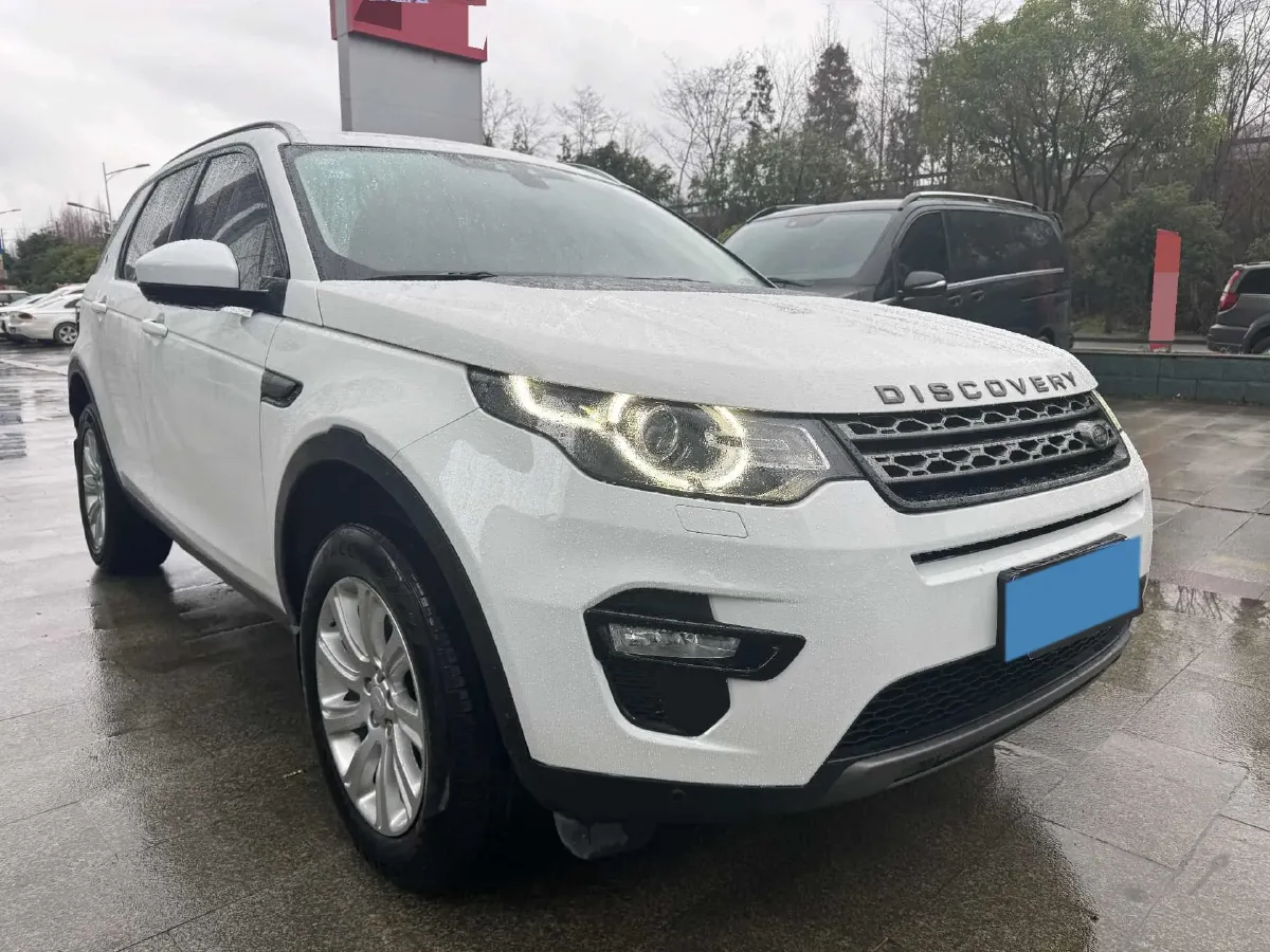 2019 Land Rover Discovery Sport 2.0T 241HP L4 9AT,autocango,china used car exporter,china ev exporter,chinese used car exporter,chinese used ev exporter