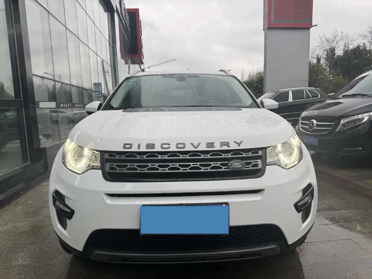 2019 Land Rover Discovery Sport 2.0T 241HP L4 9AT,autocango,china used car exporter,china ev exporter,chinese used car exporter,chinese used ev exporter