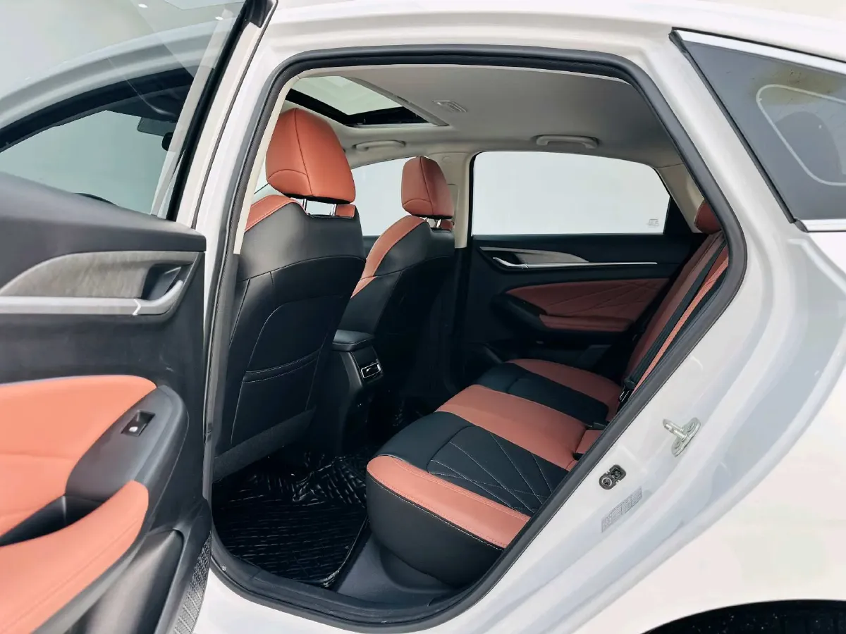 2022 ChangAn Eado 1.4T 160HP L4 7DCT,autocango,china used car exporter,china ev exporter,chinese used car exporter,chinese used ev exporter