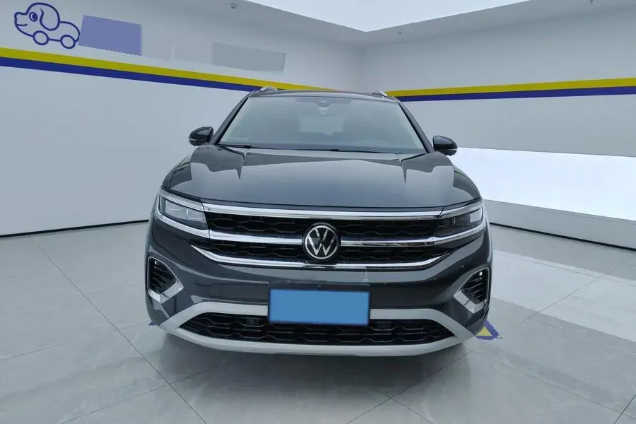 2022 Volkswagen Talagon 2.0T 220HP L4 7DCT,autocango,china used car exporter,china ev exporter,chinese used car exporter,chinese used ev exporter
