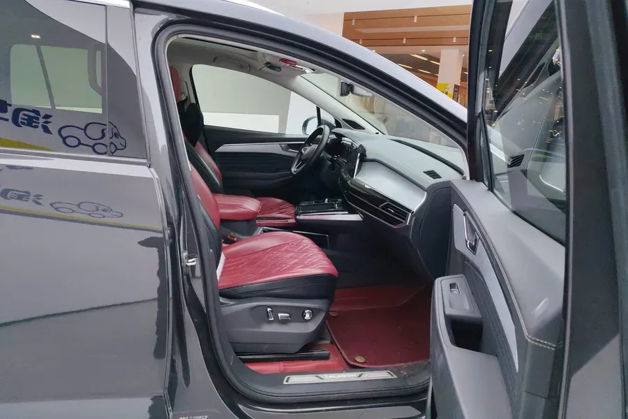 2022 Volkswagen Talagon 2.0T 220HP L4 7DCT,autocango,china used car exporter,china ev exporter,chinese used car exporter,chinese used ev exporter