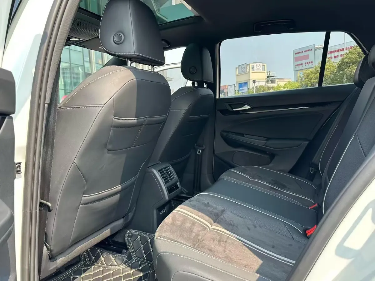 2023 Volkswagen Golf 1.4T 150HP L4 7DCT,autocango,china used car exporter,china ev exporter,chinese used car exporter,chinese used ev exporter